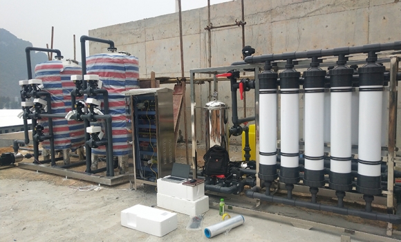 隆安縣三友養豬廠每小時15噸超濾凈水設備